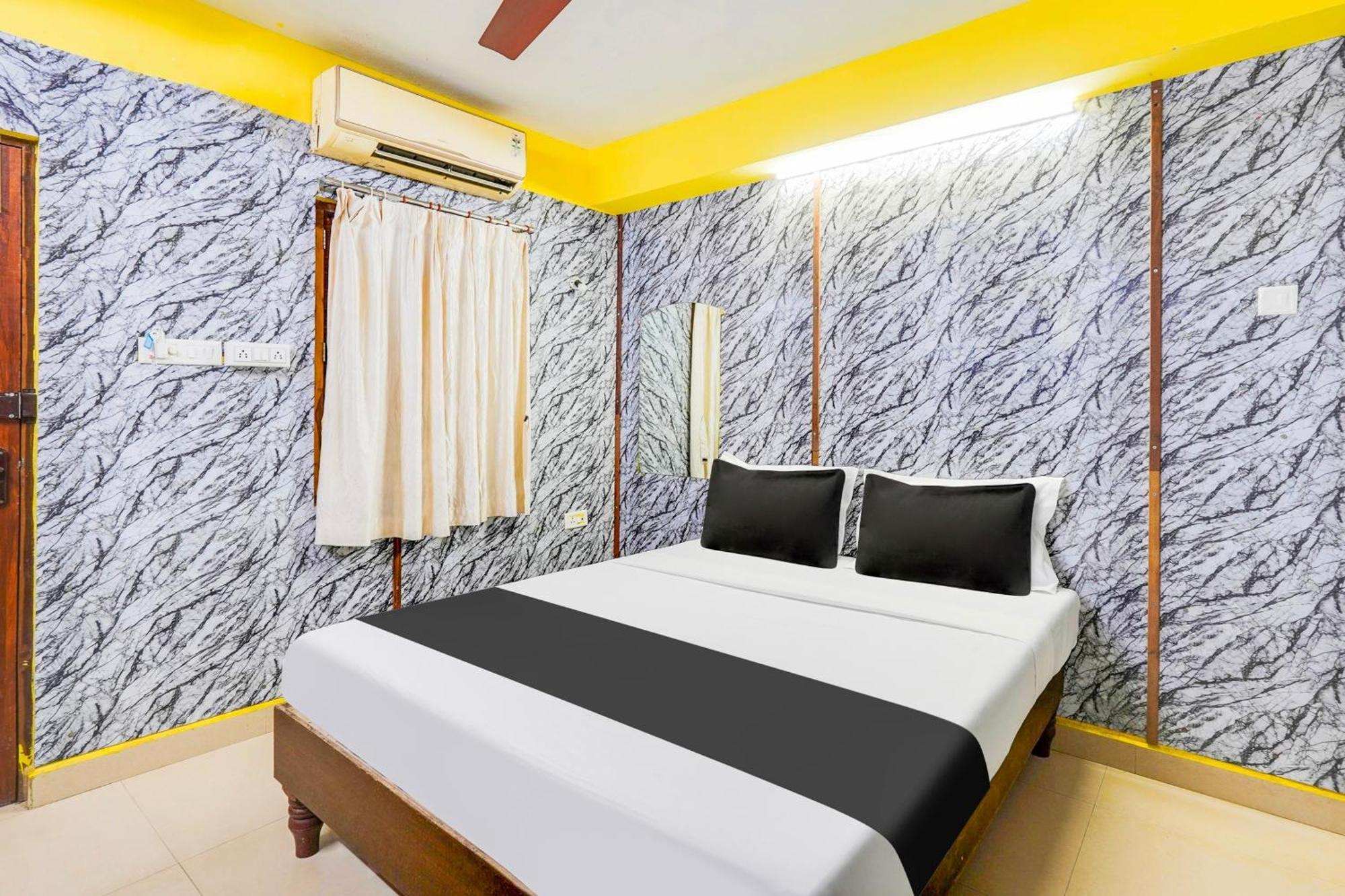 Super Hotel O Heritage Town Formerly Vasavi Pondicherry Bagian luar foto