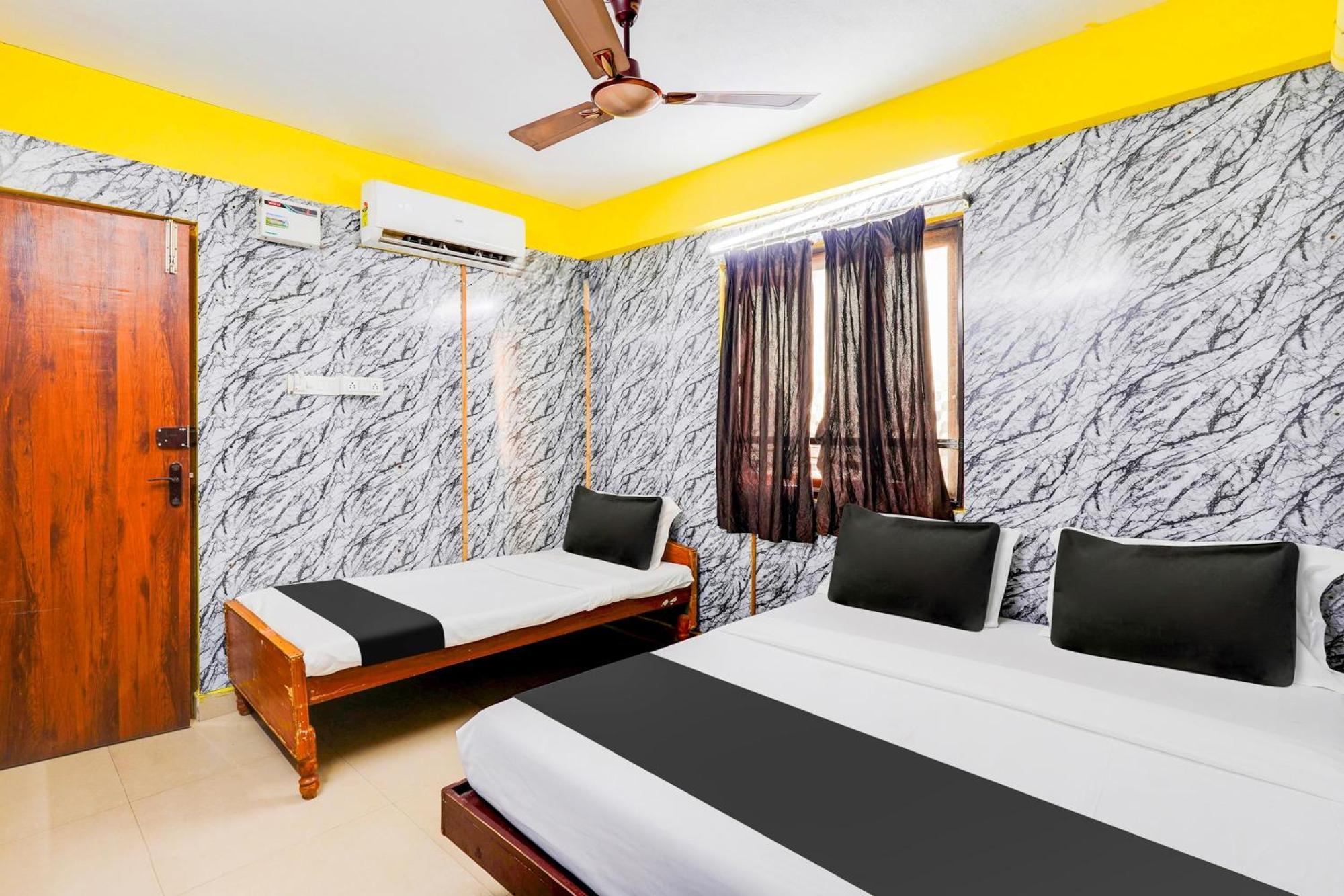 Super Hotel O Heritage Town Formerly Vasavi Pondicherry Bagian luar foto