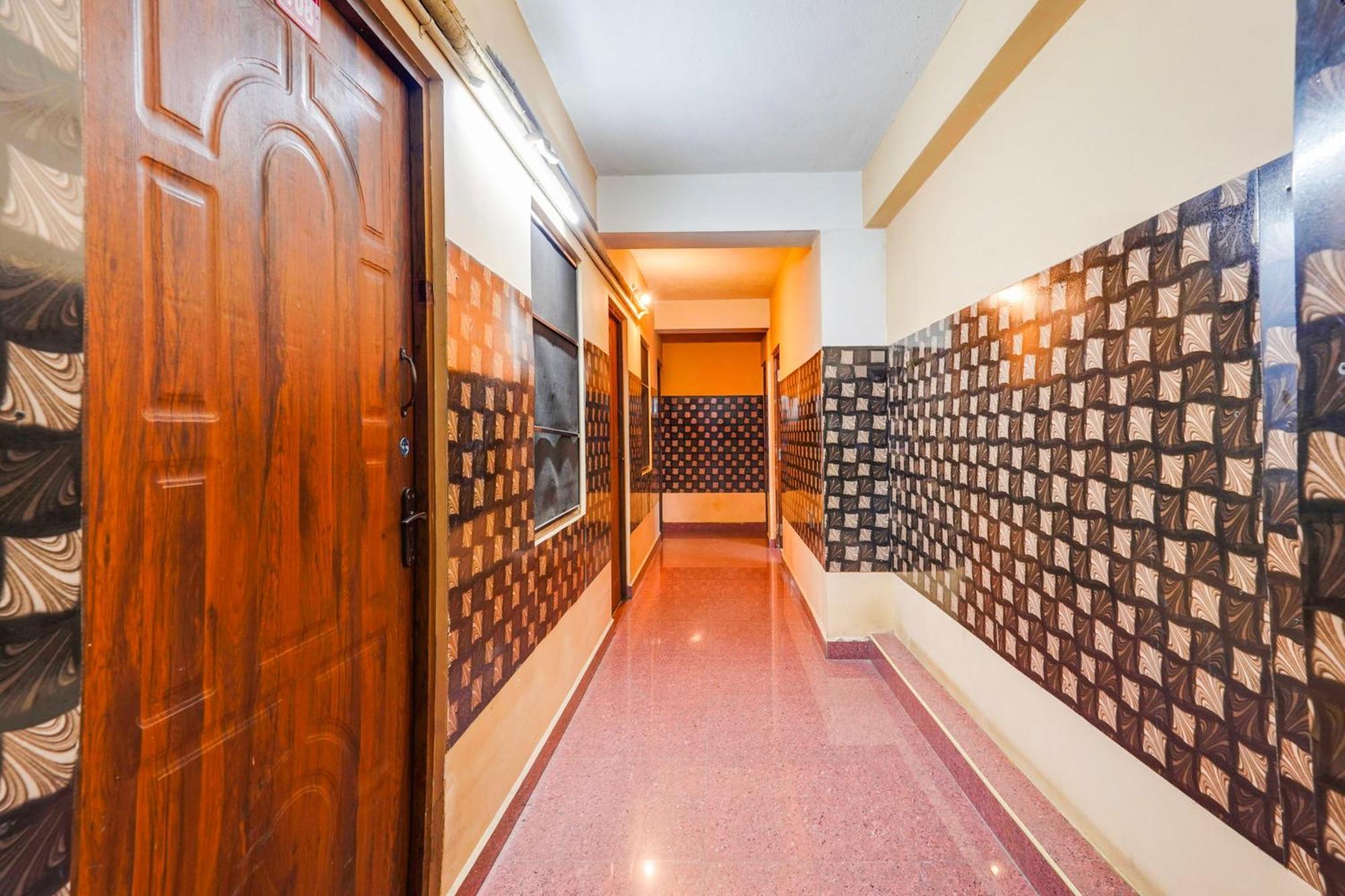 Super Hotel O Heritage Town Formerly Vasavi Pondicherry Bagian luar foto